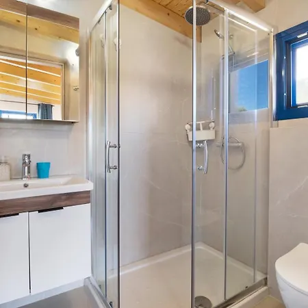 Villa-islay * Fternon